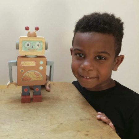 Egmont Toys festhető fa játék robot